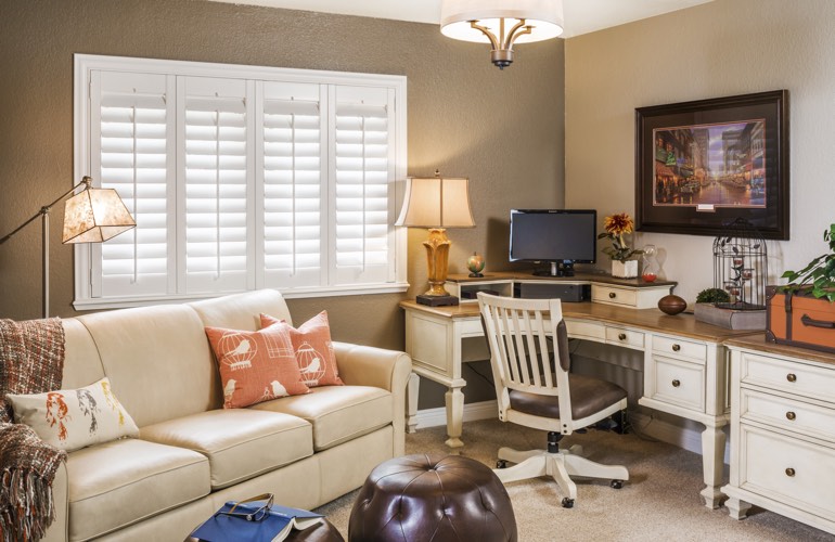 Home Office Plantation Shutters In Chicago